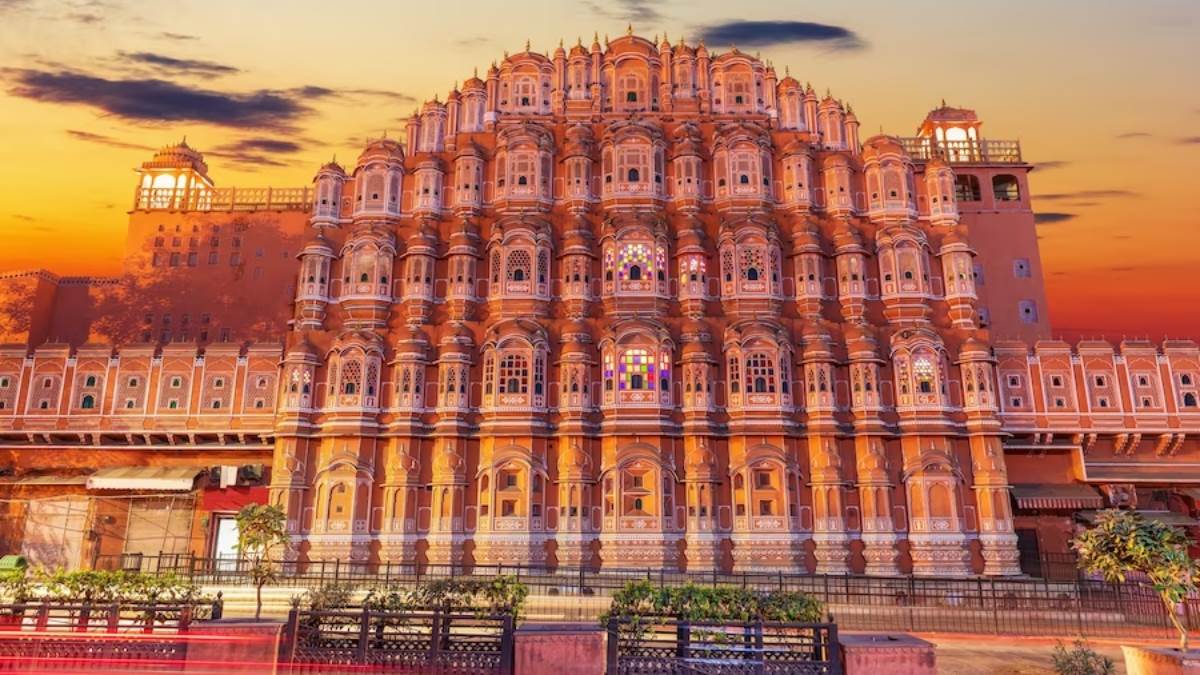 06_07_2023 hawa_mahal_23462874 1